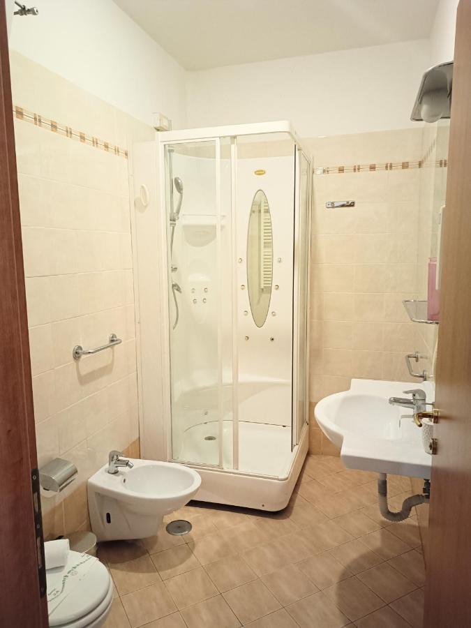 Opera Italian Suite Rom Exterior foto