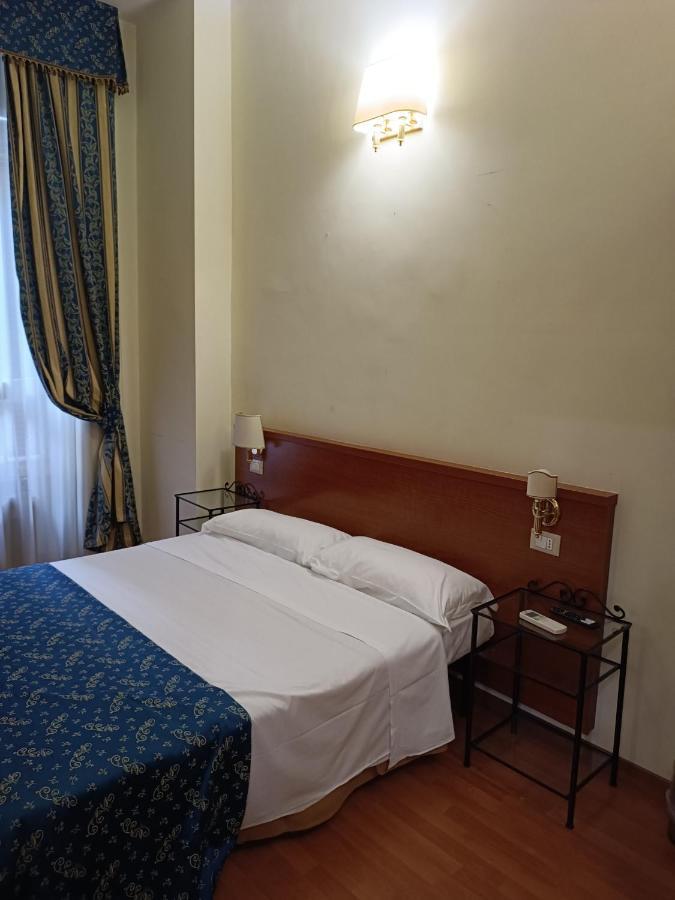 Opera Italian Suite Rom Exterior foto